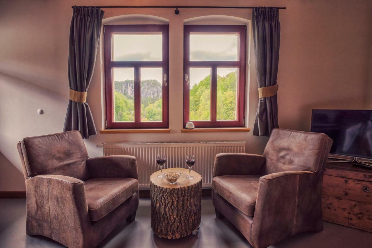 Deluxe Apartment